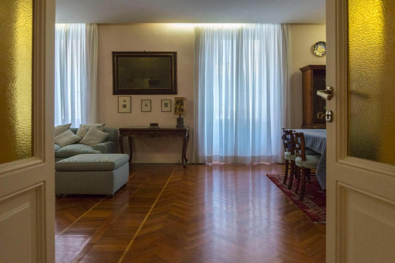 Luxury Art Atelier Apartment ローマ エクステリア 写真