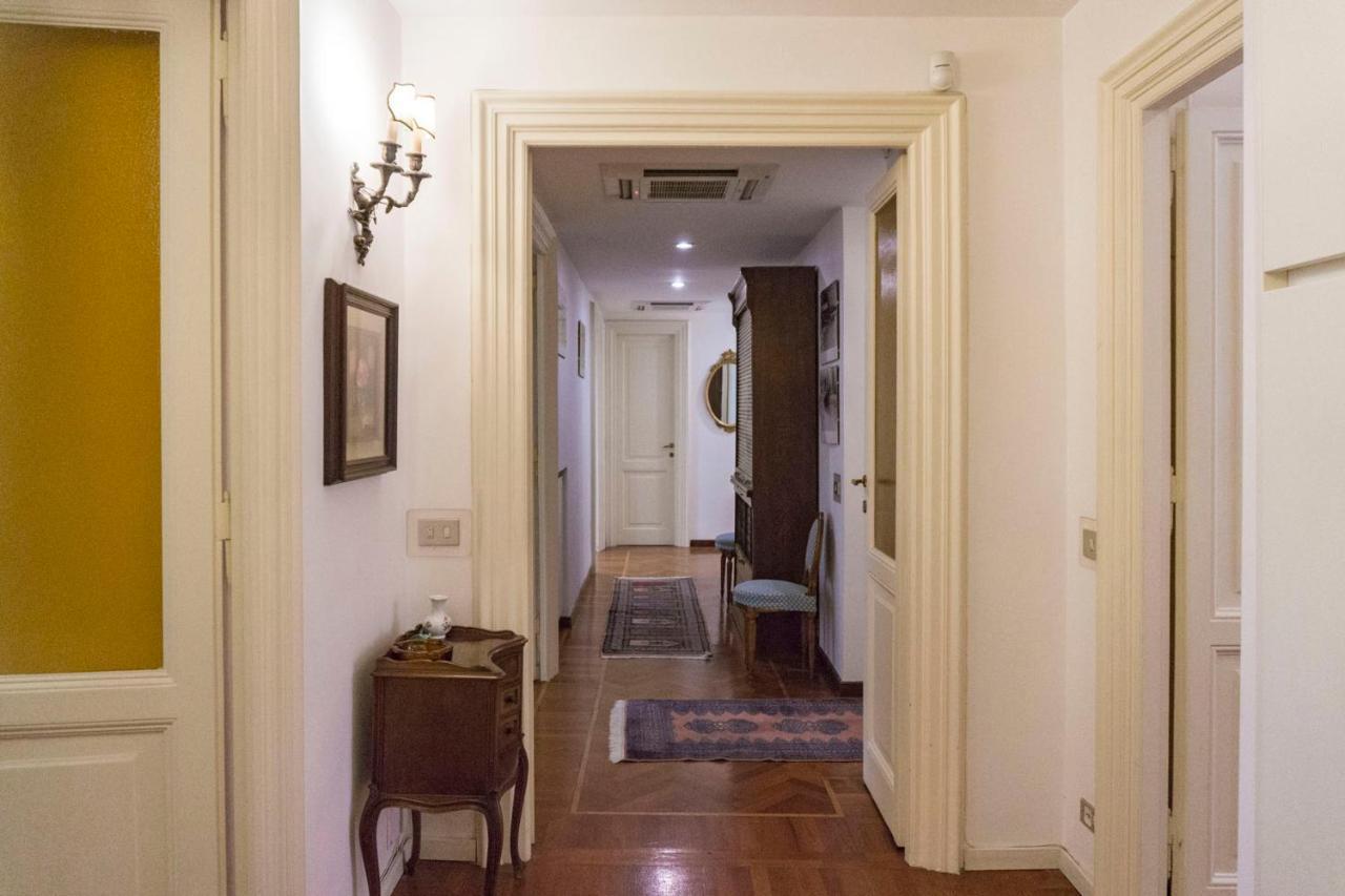 Luxury Art Atelier Apartment ローマ エクステリア 写真